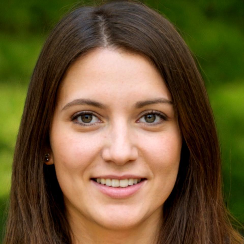 Portrait de Clémence Morvan, experte en optimisation salariale